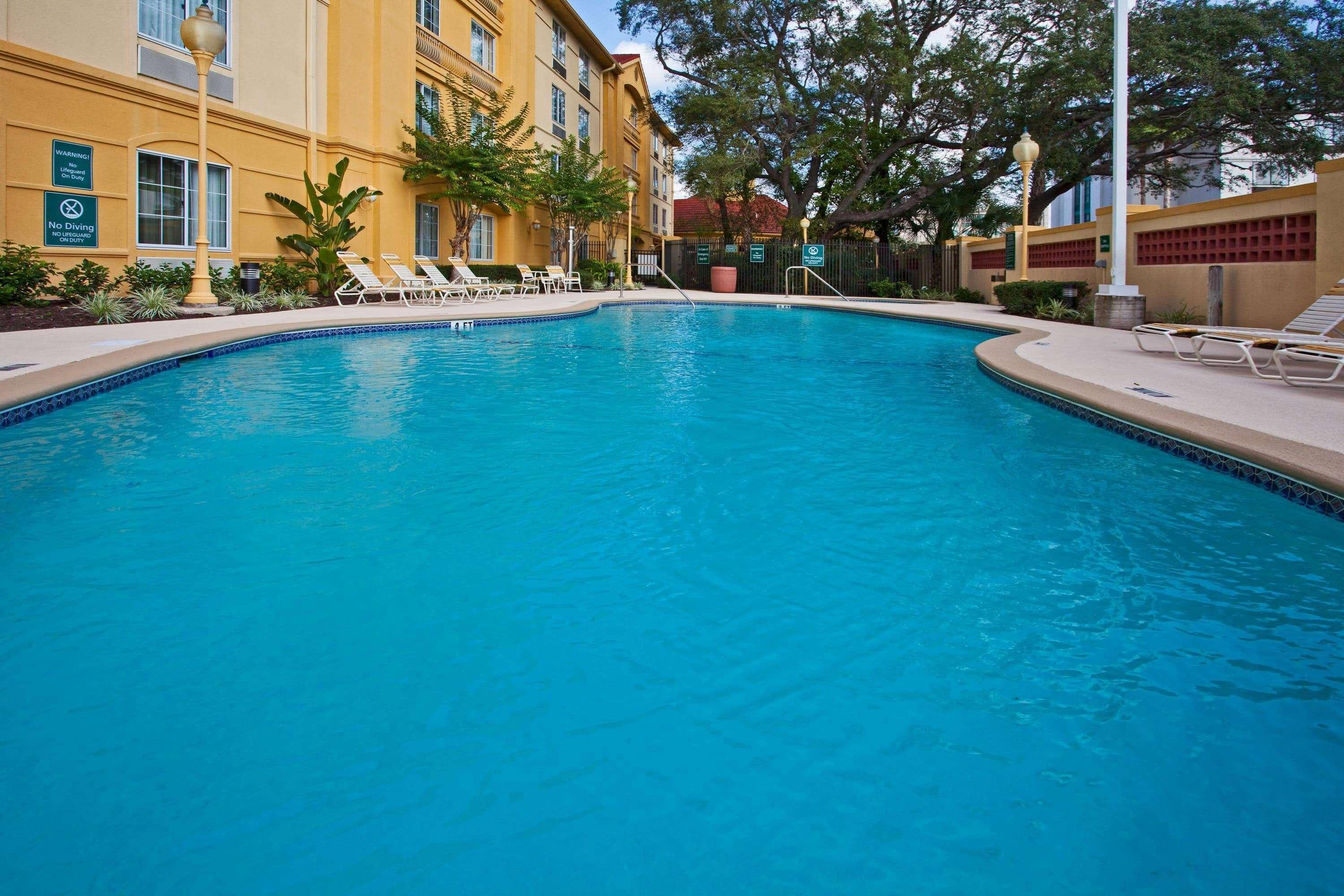 La Quinta By Wyndham Usf Hotel Tampa Exterior foto